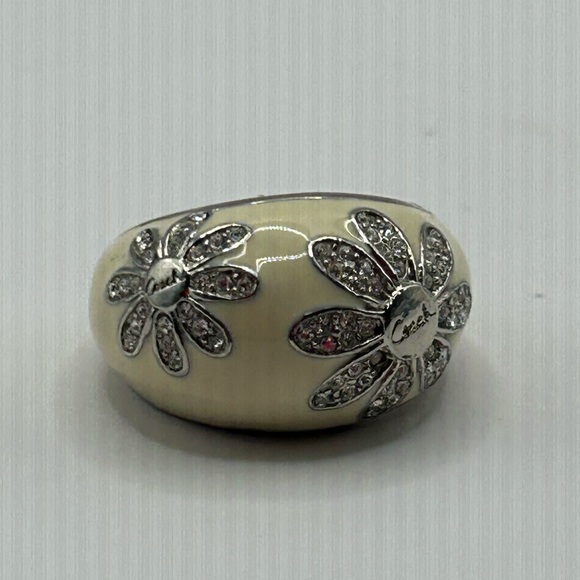 Coach Jewelry - Coach Cream Enamel Dome Ring with Crystal Daisy Accents